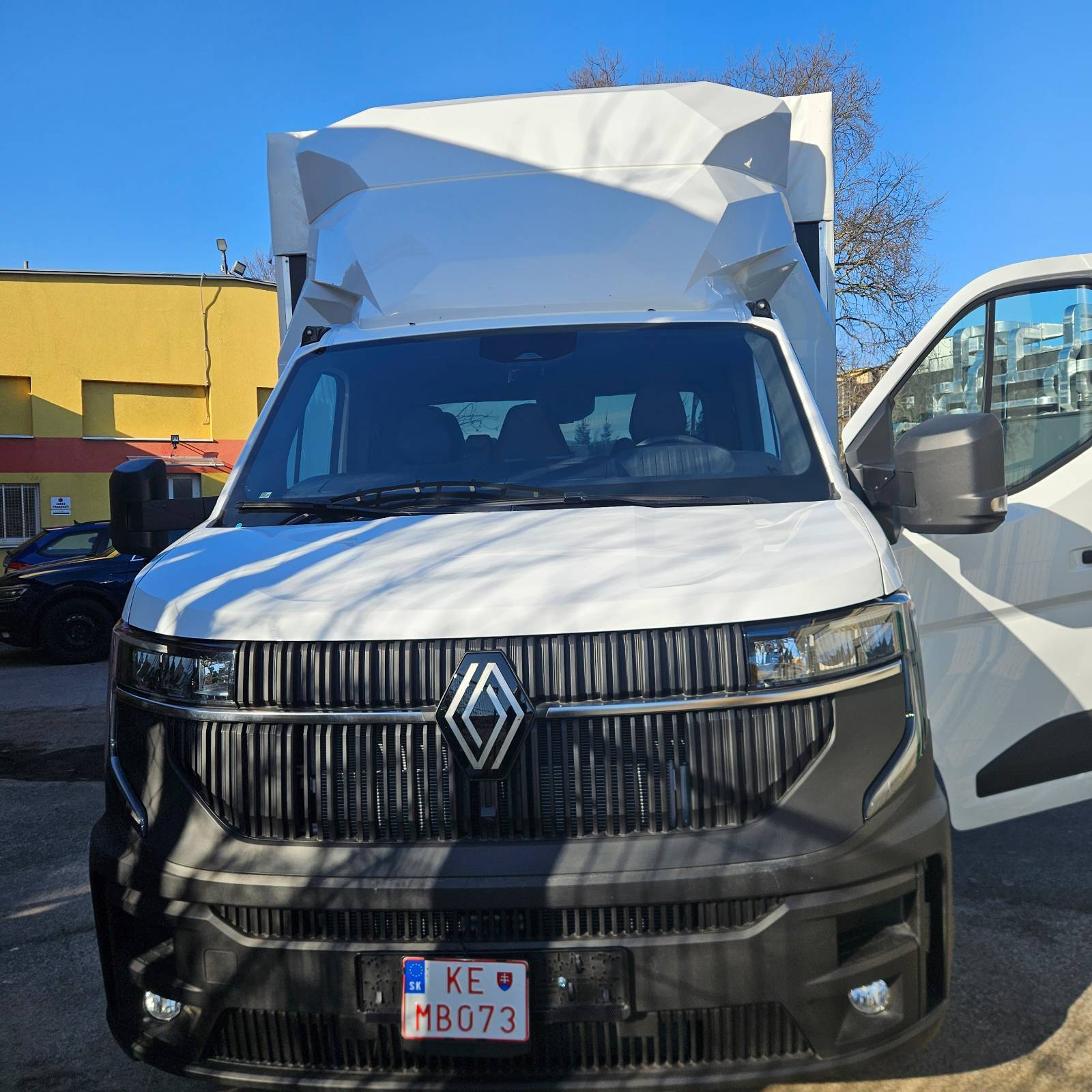 Nová posila v JMBonline