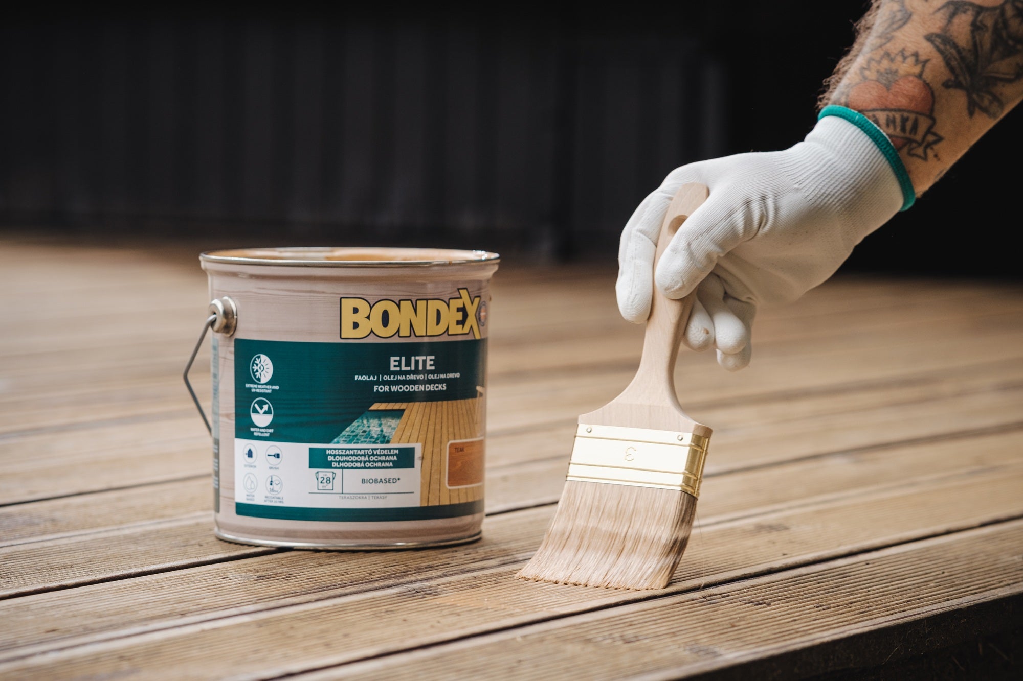 BONDEX ELITE – natieranie terasovej podlahy olejom