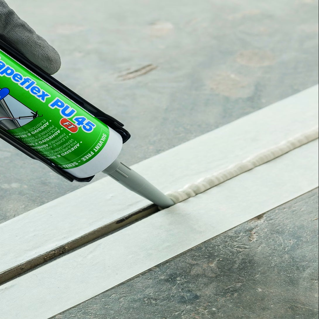 MAPEI Mapeflex PU 45 FT polyuretánový tesniaci tmel 300 ml aplikácia