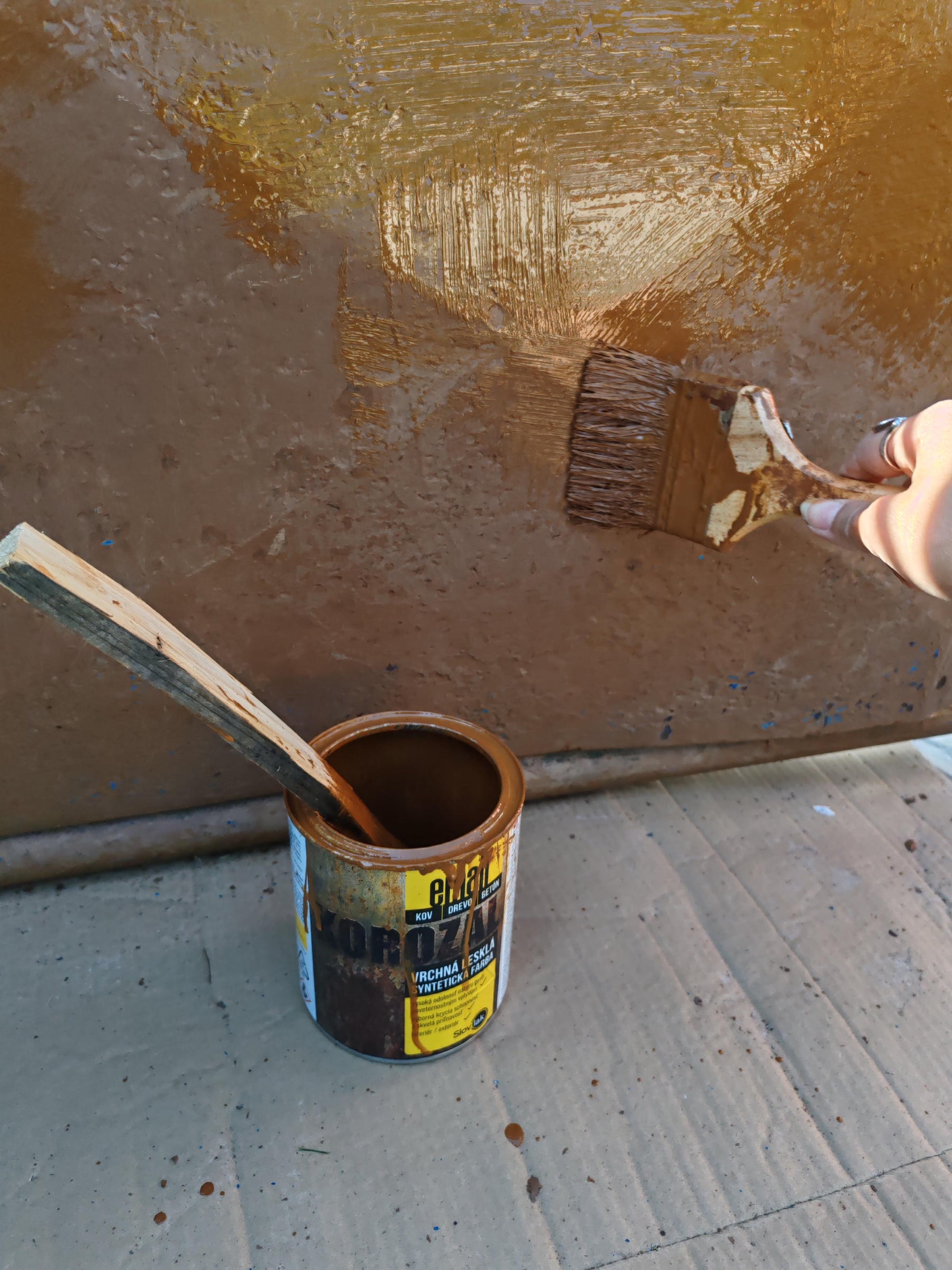 SLovlak EMAIL KOROZAL natieranie brány