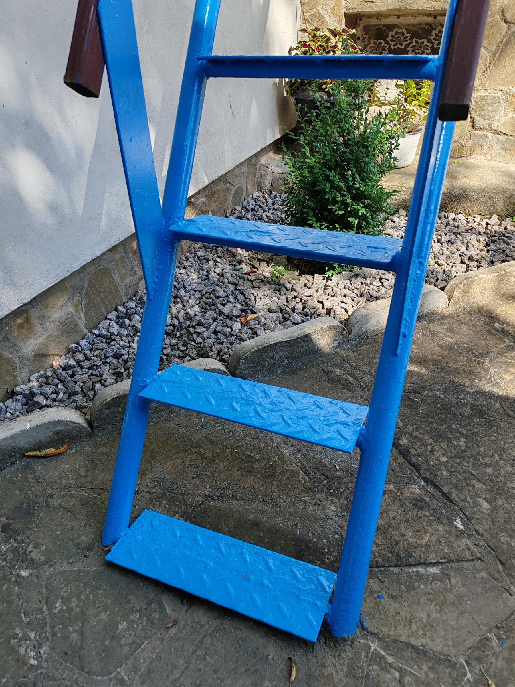 Slovlak KOROZAL EMAIL vrchná lesklá syntetická farba na kov modrá