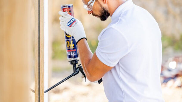 TYTAN ULTRA FAST 70 nízkoexpanzná montážna PUR pena na okná 870 ml - použitie