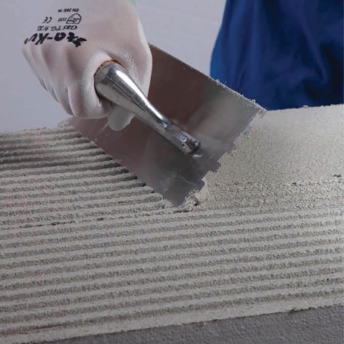 MAPEI Mapetherm AR1 armovacia cementová malta aplikácia