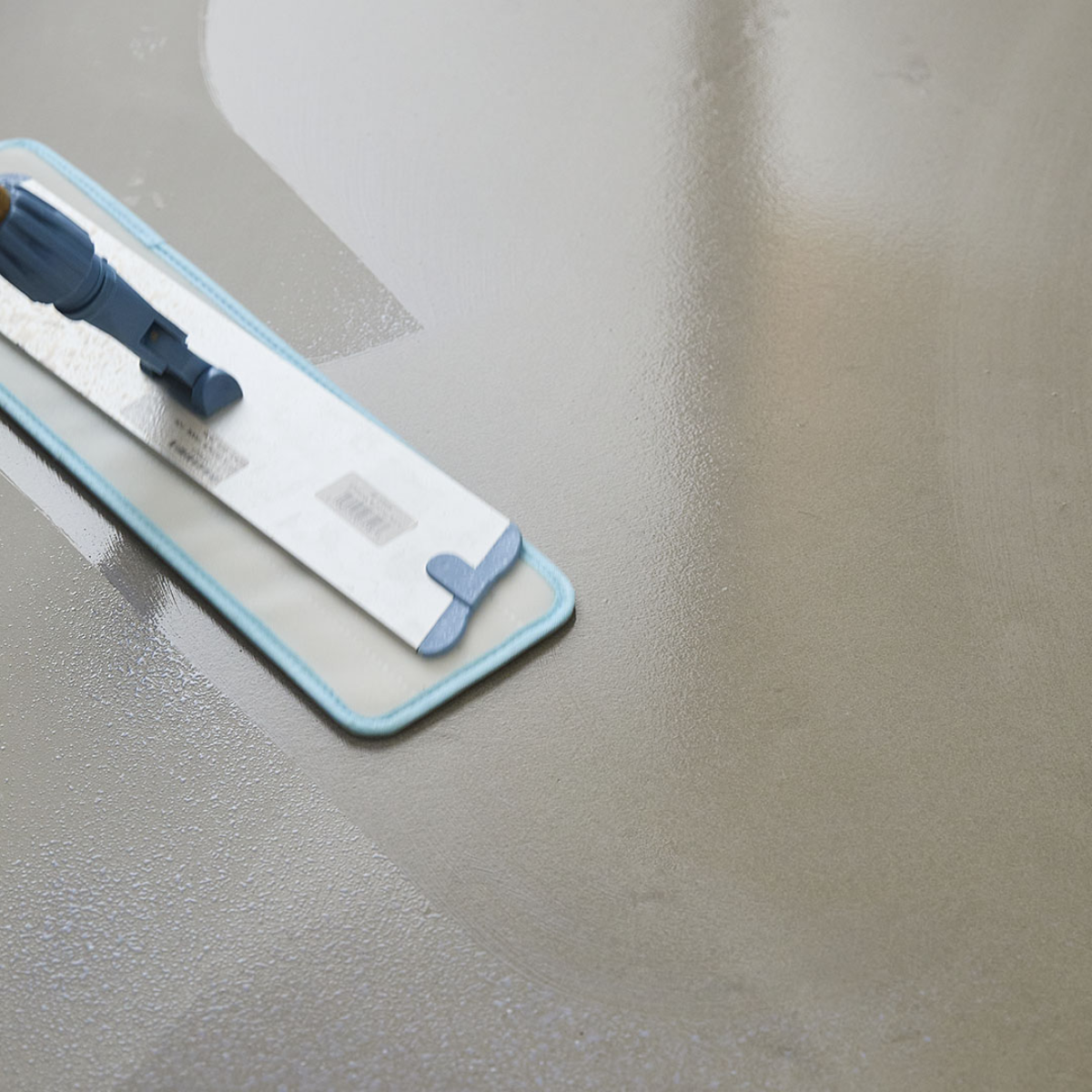 MAPEI Ultratop Base Coat aplikácia