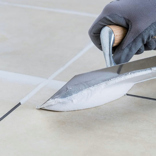 MAPEI Planiprep 4 LVT vyhladzovacia stierka pod vinylové podlahy aplikácia