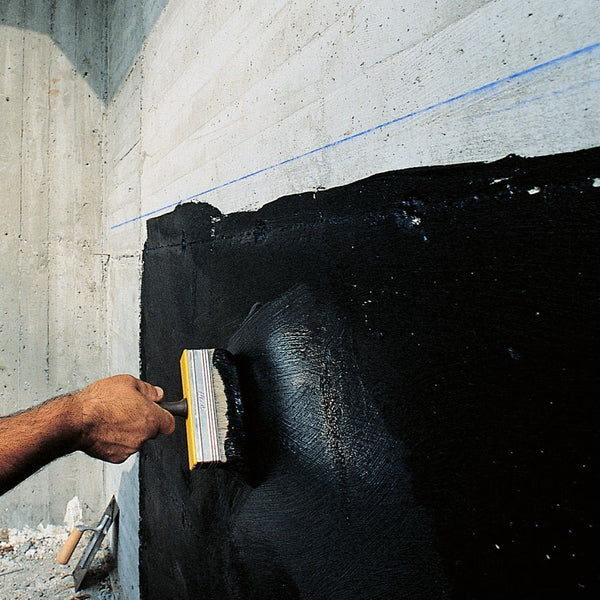 MAPEI Plastimul Fluide tekutá bitúmenová hydroizolačná emulzia proti vlhkosti a vode aplikácia