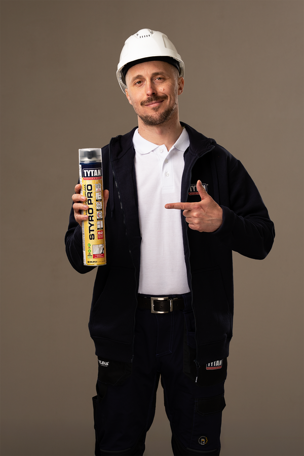 TYTAN STYRO PRO E pištoľová PUR pena na polystyrén_ukážka